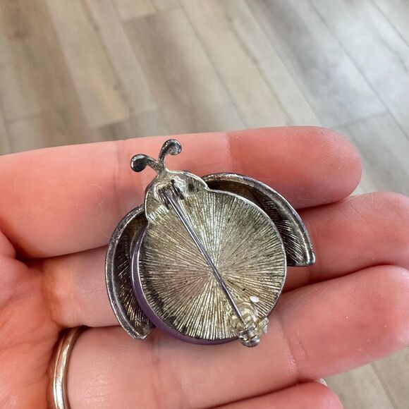 Vintage Jewelry Purple Polkadot Beetle Ladybug Insect Brooch Pin Enamel Silver - Picture 3 of 3